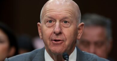 Goldman Sachs bond traders stumbled as Wall Street rivals thrived