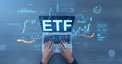 Retail investors stick with AI trade but appear more cautious